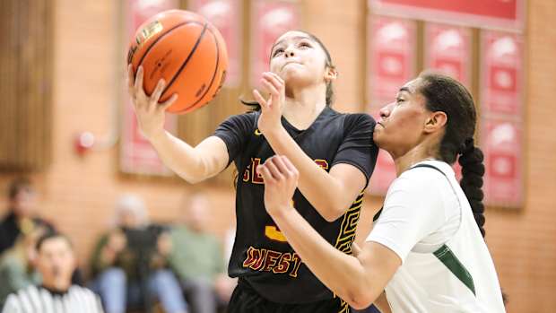 Clovis West vs. Maria Carrillo girls basketball at Sabrina Ionescu Showcase at De La Salle by Sam Stringer 1-20-2024012020247
